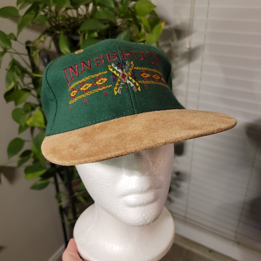 Vintage Innsbruck Austria Souvenir Hat Green Wool Blend Suede Bill Strapback